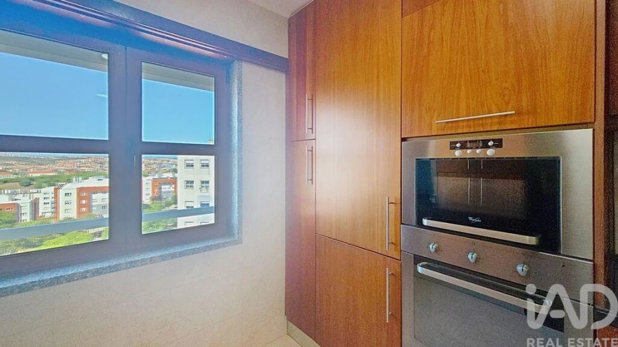 Apartamento T2 para Arrendamento em Venteira Foto 8