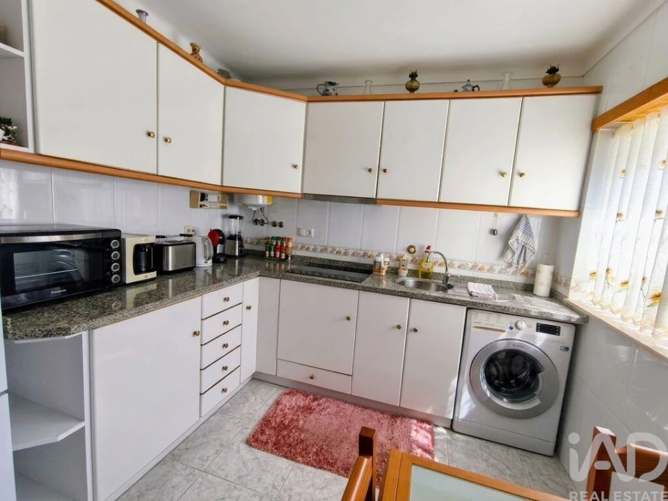Apartamento T1 para Venda em Darque Foto 9