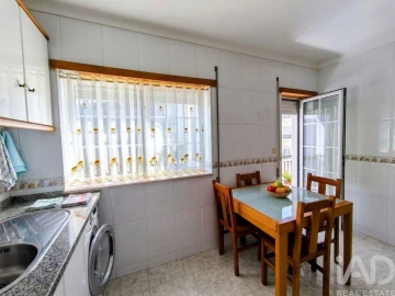 Apartamento T1 para Venda em Darque