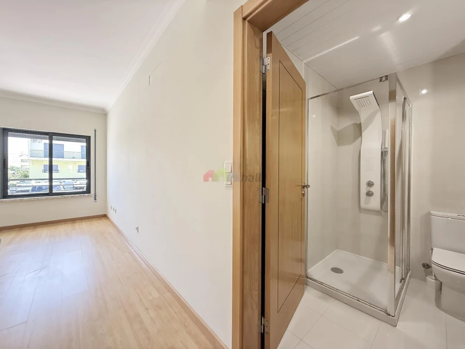 Apartamento T3 para Venda em Pinhal Novo Foto 26