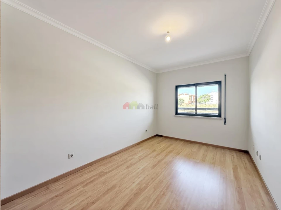 Apartamento T3 para Venda em Pinhal Novo Foto 18