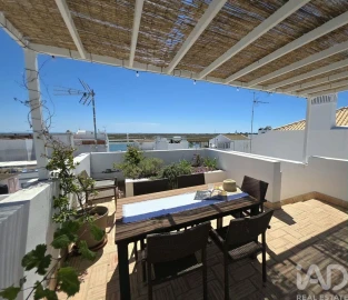 Moradia T3 para Venda em Santa Luzia