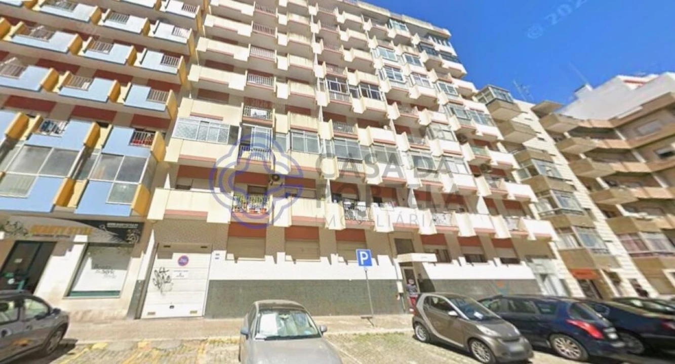 Apartamento T3 para Venda em Portimão Foto 25