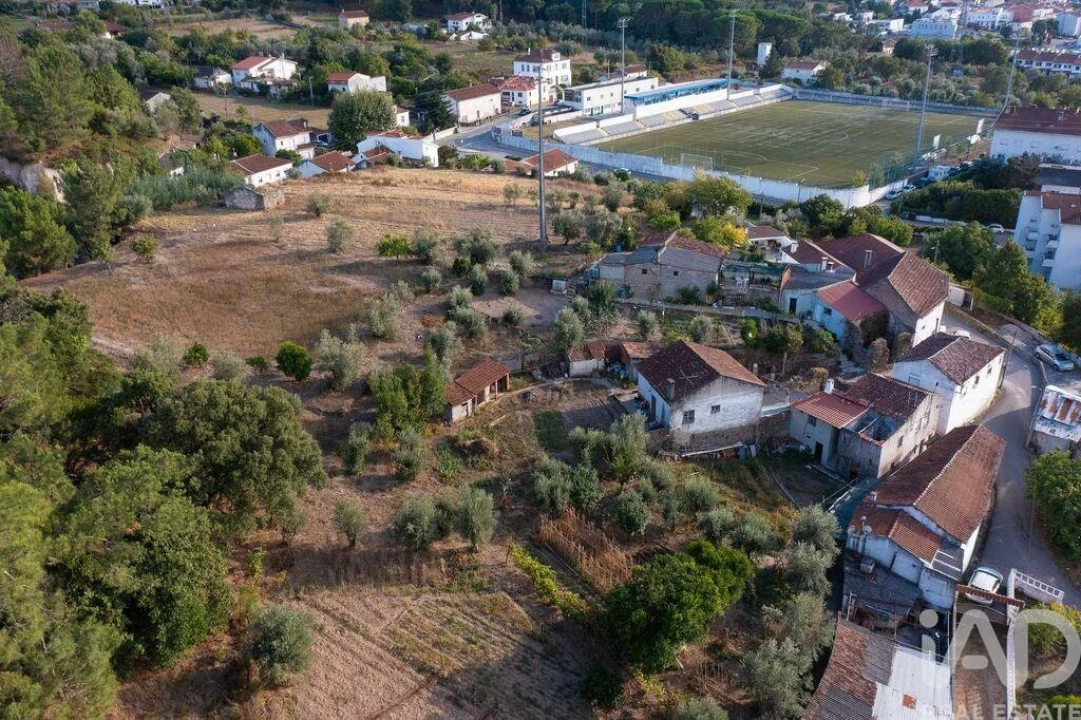Moradia T2 para Venda em Lousã e Vilarinho Foto 21