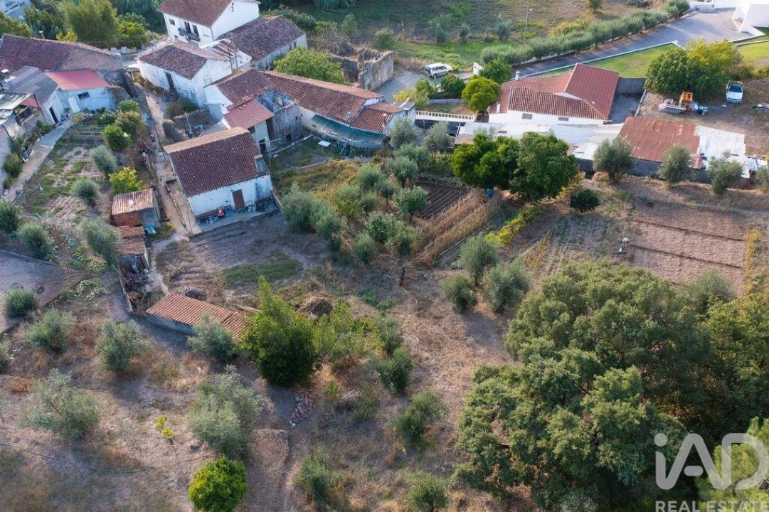 Moradia T2 para Venda em Lousã e Vilarinho Foto 26