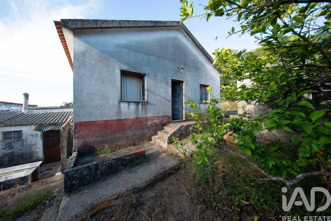 Moradia T2 para Venda em Lousã e Vilarinho Foto 13