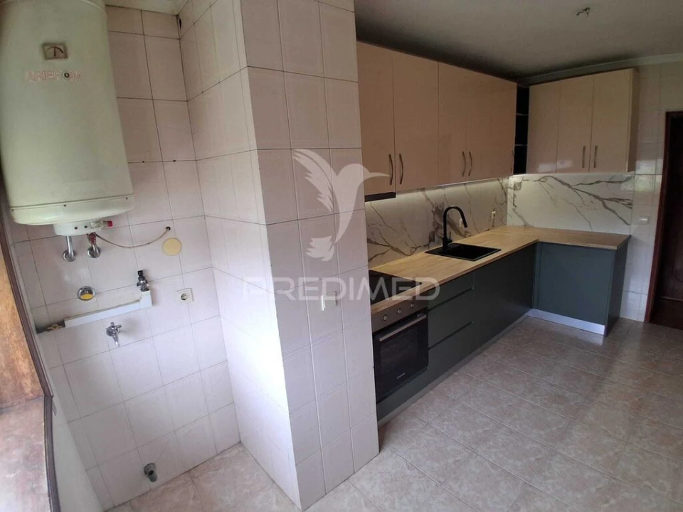 Apartamento T3 para Venda em Rio Tinto Foto 3