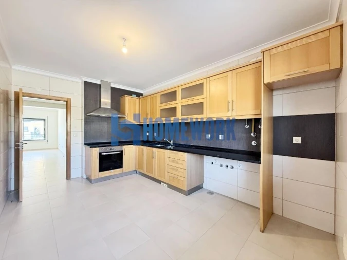 Apartamento T3 para Venda em Pinhal Novo Foto 4