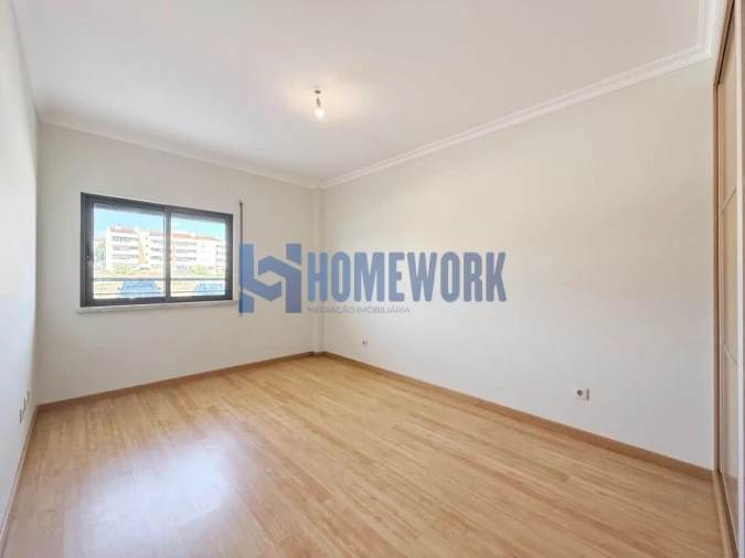 Apartamento T3 para Venda em Pinhal Novo Foto 14