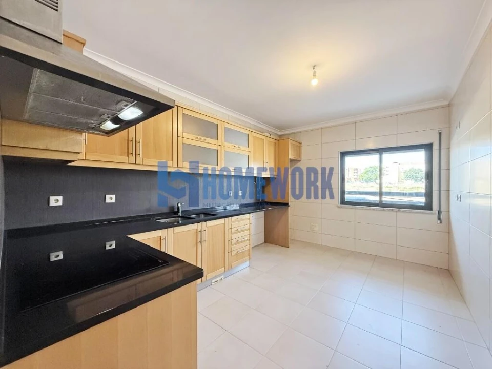 Apartamento T3 para Venda em Pinhal Novo Foto 30