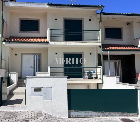 Moradia T4 para Venda em Carreiras (São Miguel) e Carreiras (Santiago) Foto 17