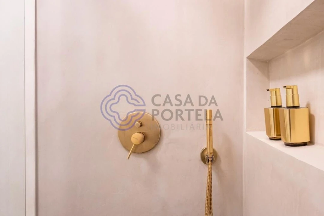 Apartamento T1 para Venda em Cedofeita, Santo Ildefonso, Sé, Miragaia, São Nicolau e Vitória Foto 12