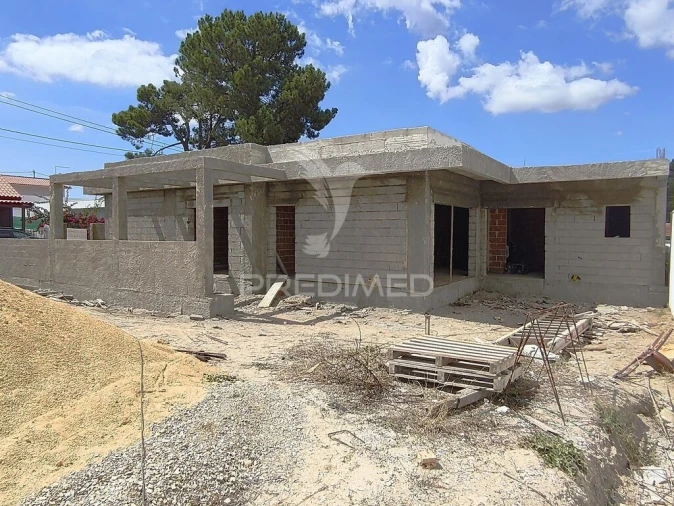 Moradia T4 para Venda em Fernao Ferro Foto 4