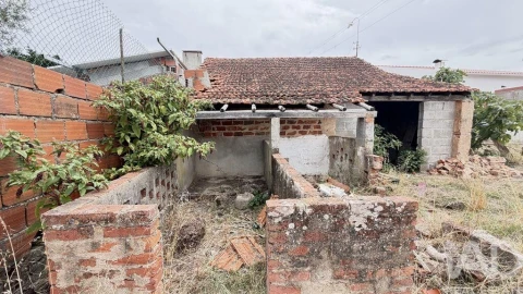 Moradia para Venda em Carregueira