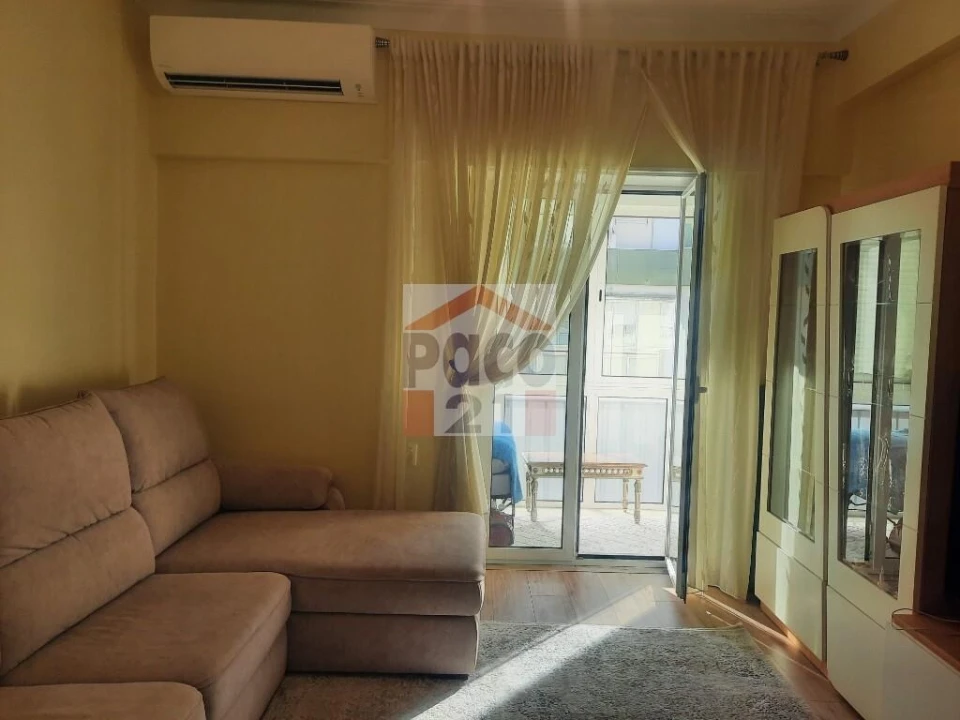 Apartamento T1 para Arrendamento em Oeiras e São Julião da Barra, Paço de Arcos e Caxias Foto 3