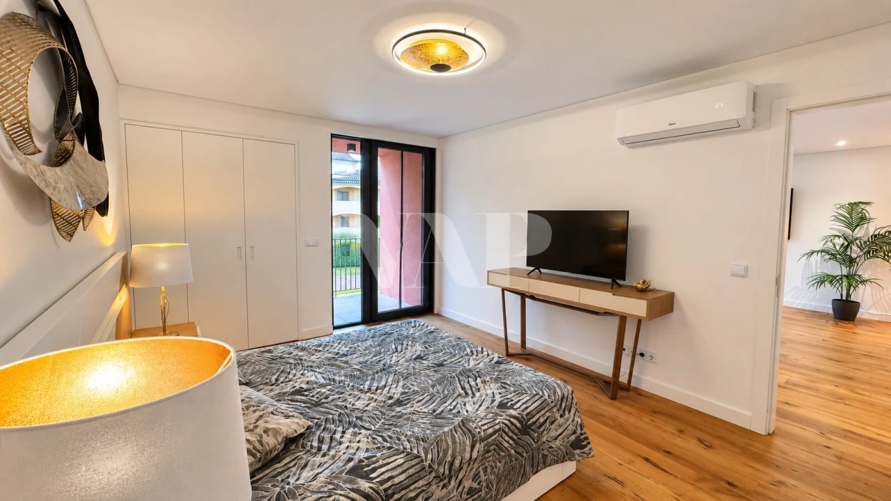 Apartamento T1 para Venda em Quarteira Foto 16