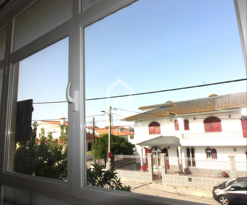 Negócio para Venda em Amora Foto 24