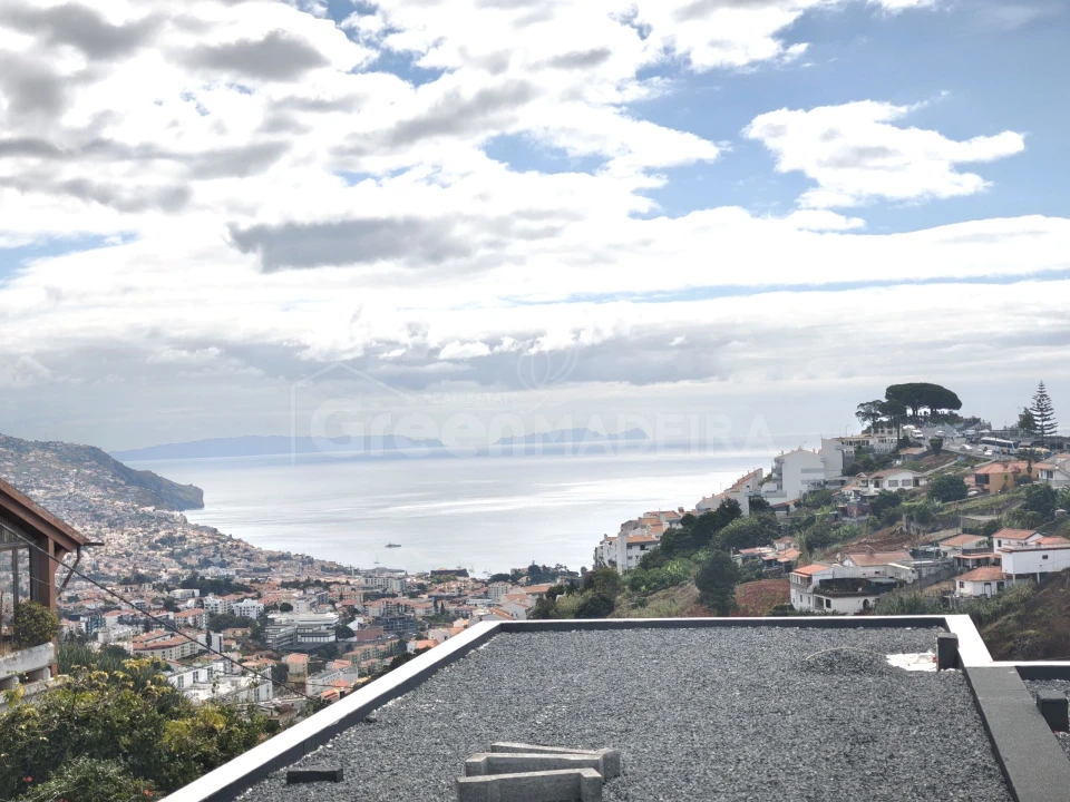 Moradia T3 para Venda em Santo Antonio Foto 2