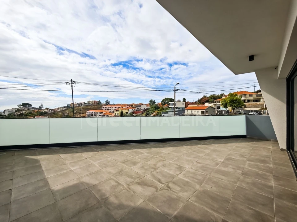 Moradia T3 para Venda em Santo Antonio Foto 16