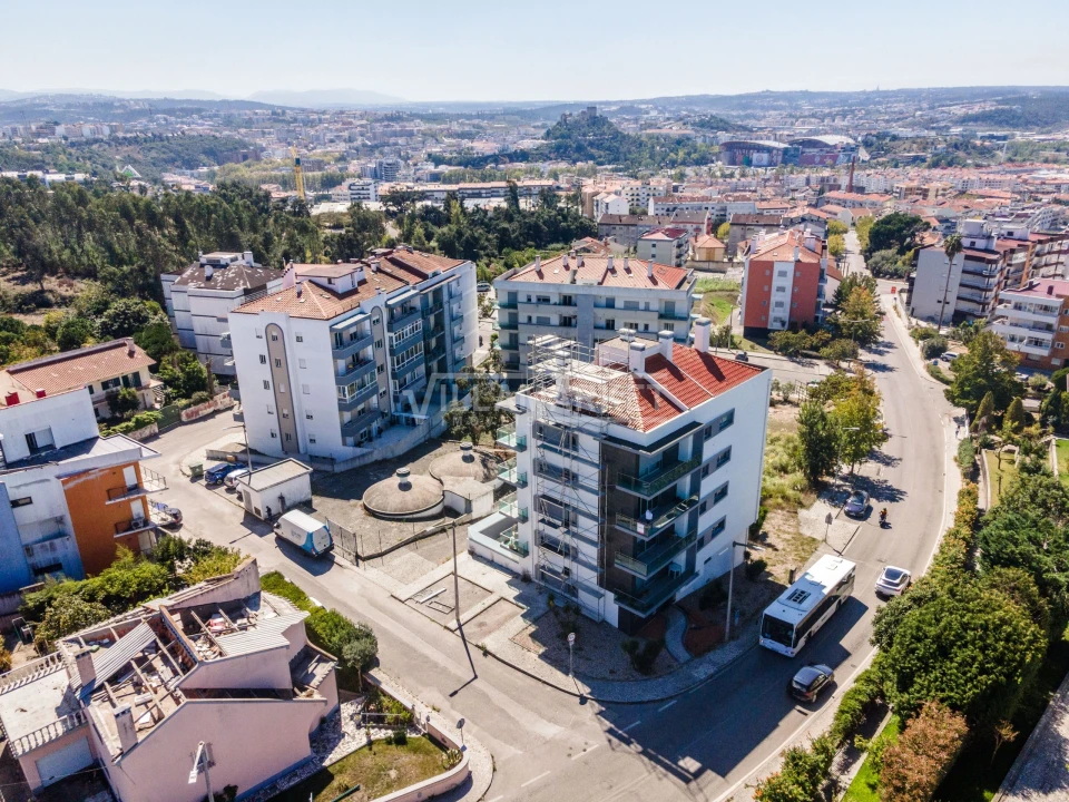 Apartamento T3 para Venda em Leiria, Pousos, Barreira e Cortes Foto 72