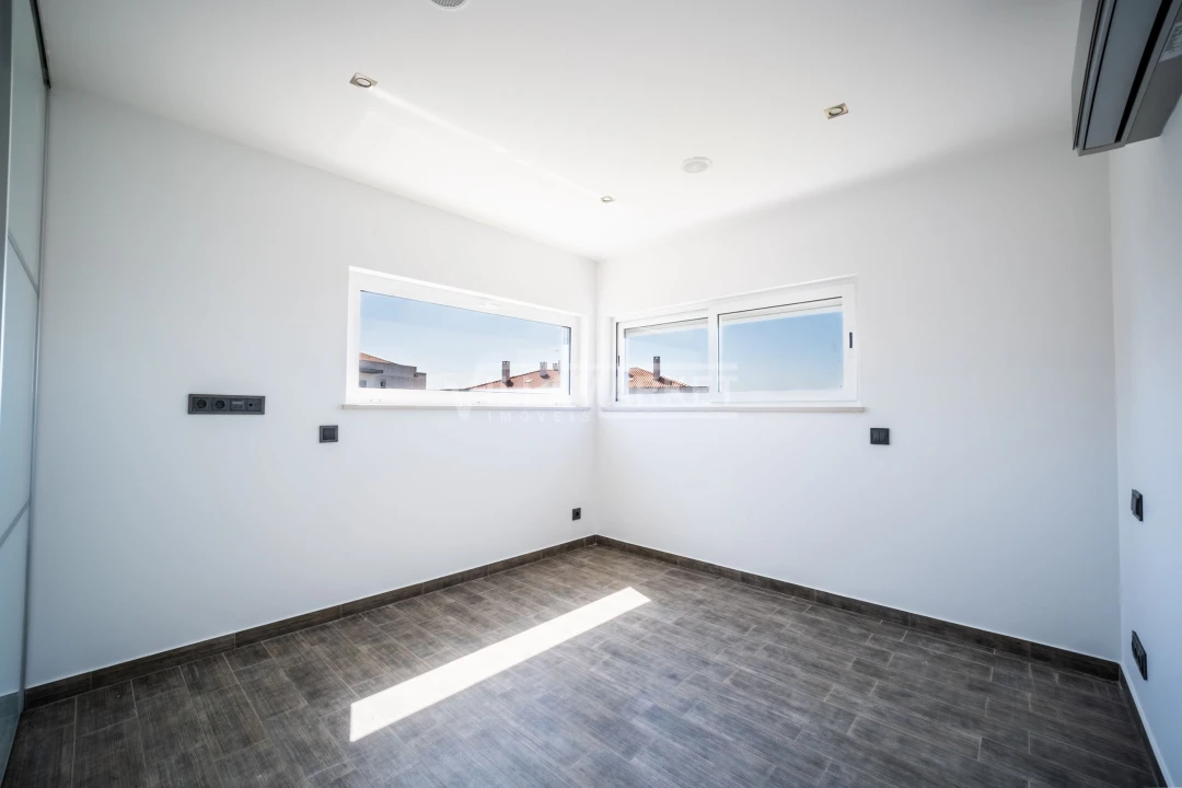 Apartamento T3 para Venda em Leiria, Pousos, Barreira e Cortes Foto 33
