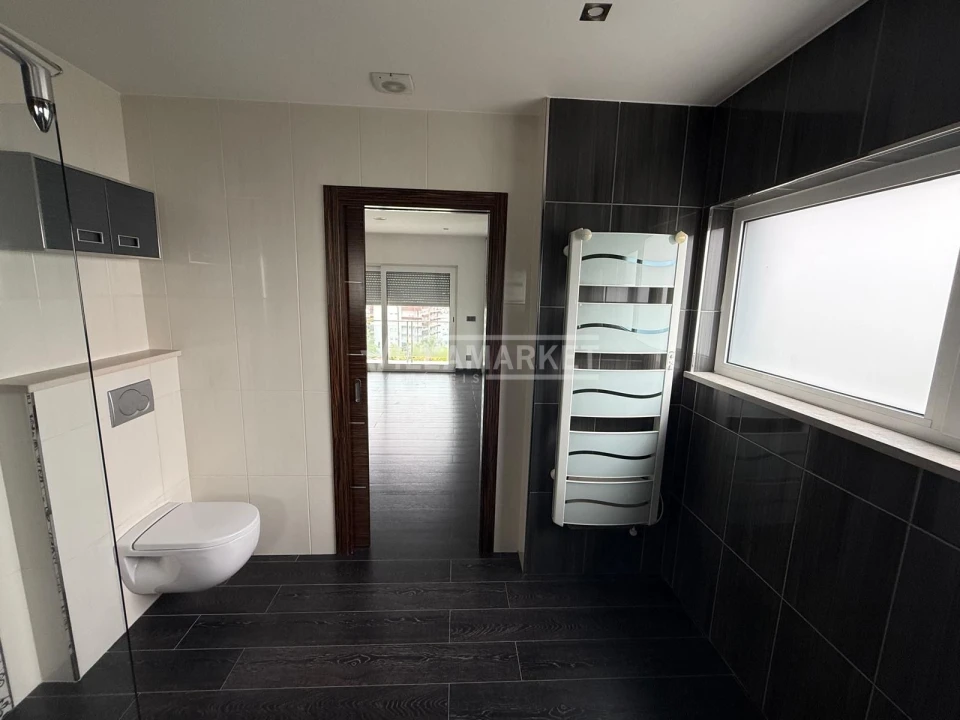 Apartamento T3 para Venda em Leiria, Pousos, Barreira e Cortes Foto 11