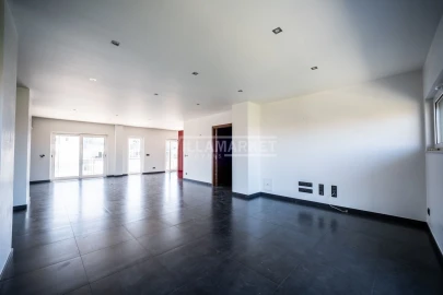 Apartamento T3 para Venda em Leiria, Pousos, Barreira e Cortes