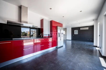 Apartamento T3 para Venda em Leiria, Pousos, Barreira e Cortes