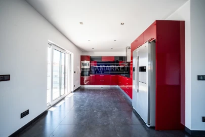Apartamento T3 para Venda em Leiria, Pousos, Barreira e Cortes