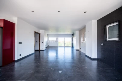 Apartamento T3 para Venda em Leiria, Pousos, Barreira e Cortes