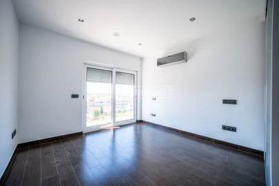Apartamento T3 para Venda em Leiria, Pousos, Barreira e Cortes
