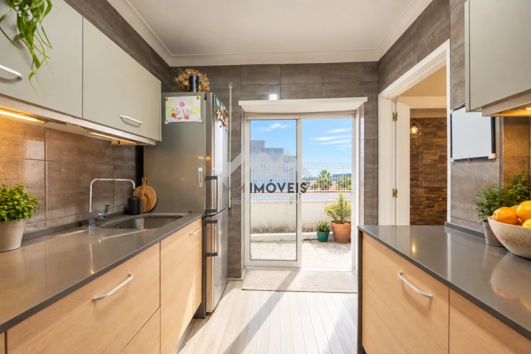 Apartamento T2 para Venda em Rio Tinto Foto 36