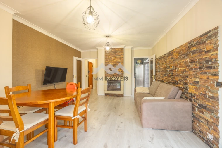 Apartamento T2 para Venda em Rio Tinto Foto 16