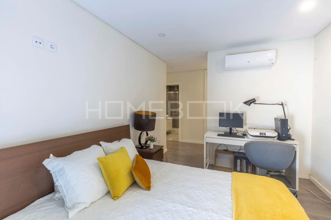 Apartamento T3 para Venda em Camarate, Unhos e Apelação Foto 8