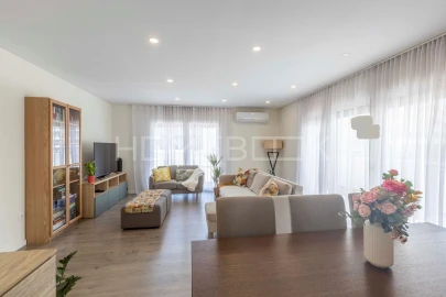 Apartamento T3 para Venda em Camarate, Unhos e Apelação