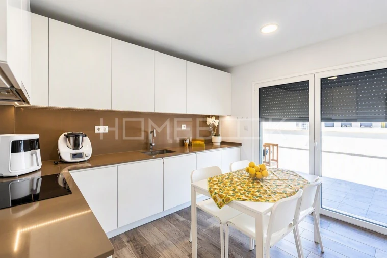 Apartamento T3 para Venda em Camarate, Unhos e Apelação Foto 5