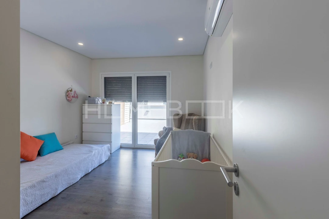 Apartamento T3 para Venda em Camarate, Unhos e Apelação Foto 16