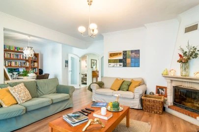 Apartamento T3 para Venda em Agualva e Mira-Sintra