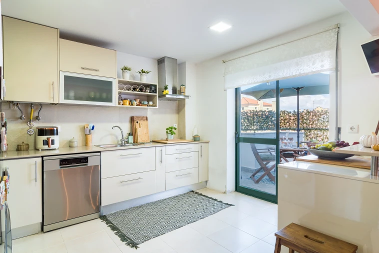 Apartamento T3 para Venda em Agualva e Mira-Sintra Foto 12