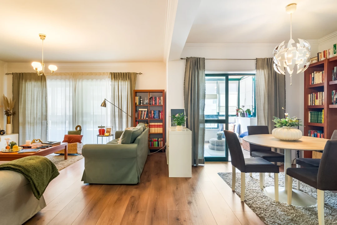 Apartamento T3 para Venda em Agualva e Mira-Sintra Foto 4