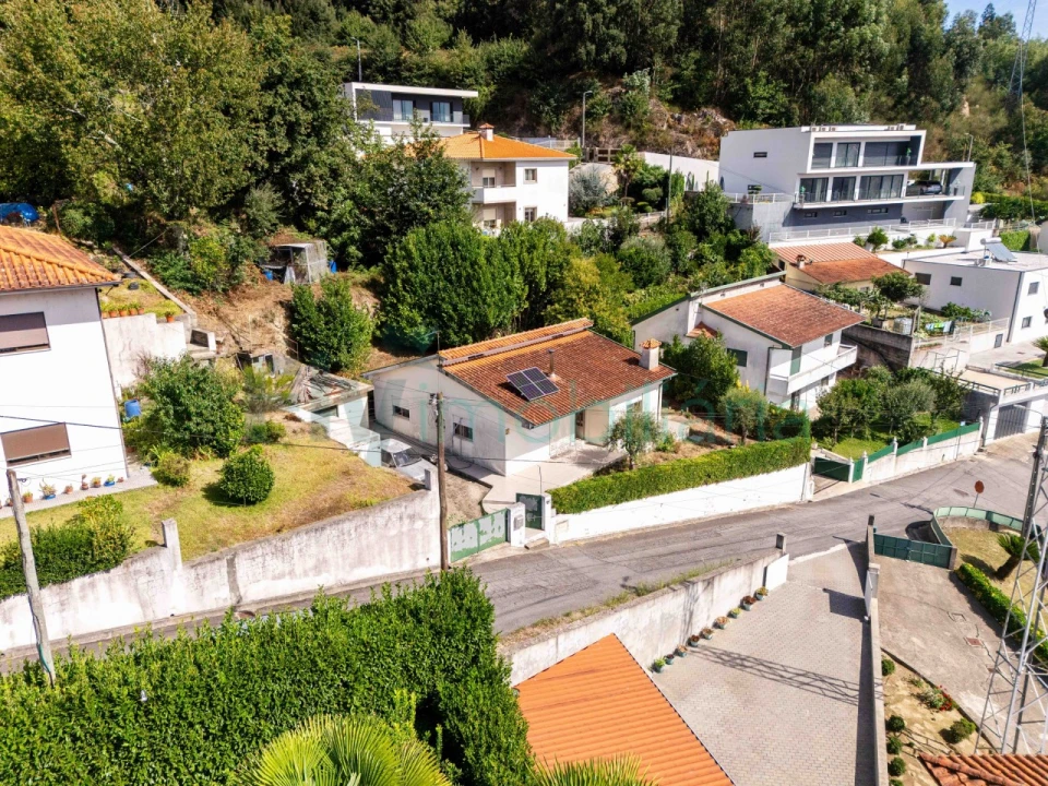 Moradia T3 para Venda em Tagilde e Vizela (São Paio) Foto 3