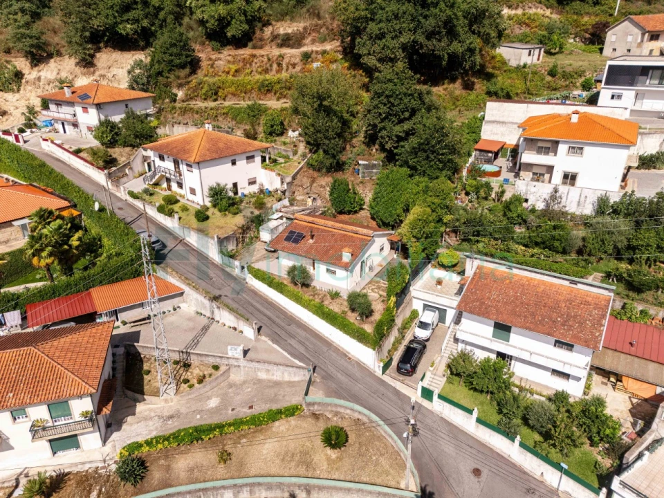 Moradia T3 para Venda em Tagilde e Vizela (São Paio) Foto 6