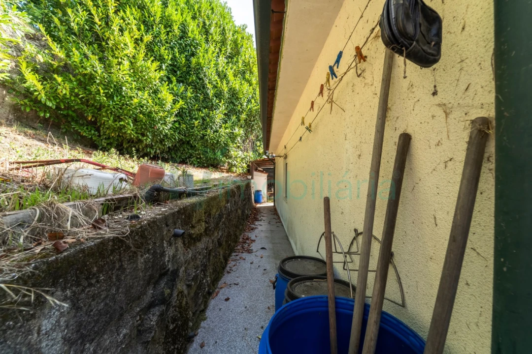 Moradia T3 para Venda em Tagilde e Vizela (São Paio) Foto 24