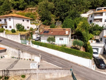 Moradia T3 para Venda em Tagilde e Vizela (São Paio)