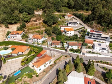 Moradia T3 para Venda em Tagilde e Vizela (São Paio)