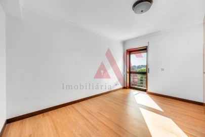 Apartamento T2 para Venda em Azurem