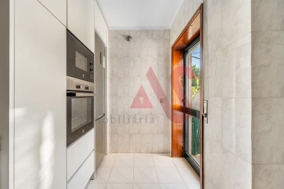 Apartamento T2 para Venda em Azurem