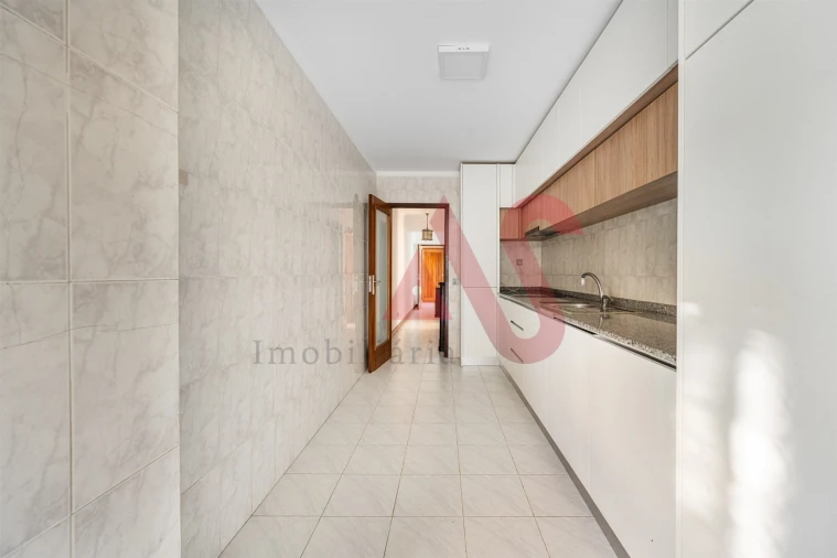 Apartamento T2 para Venda em Azurem Foto 10