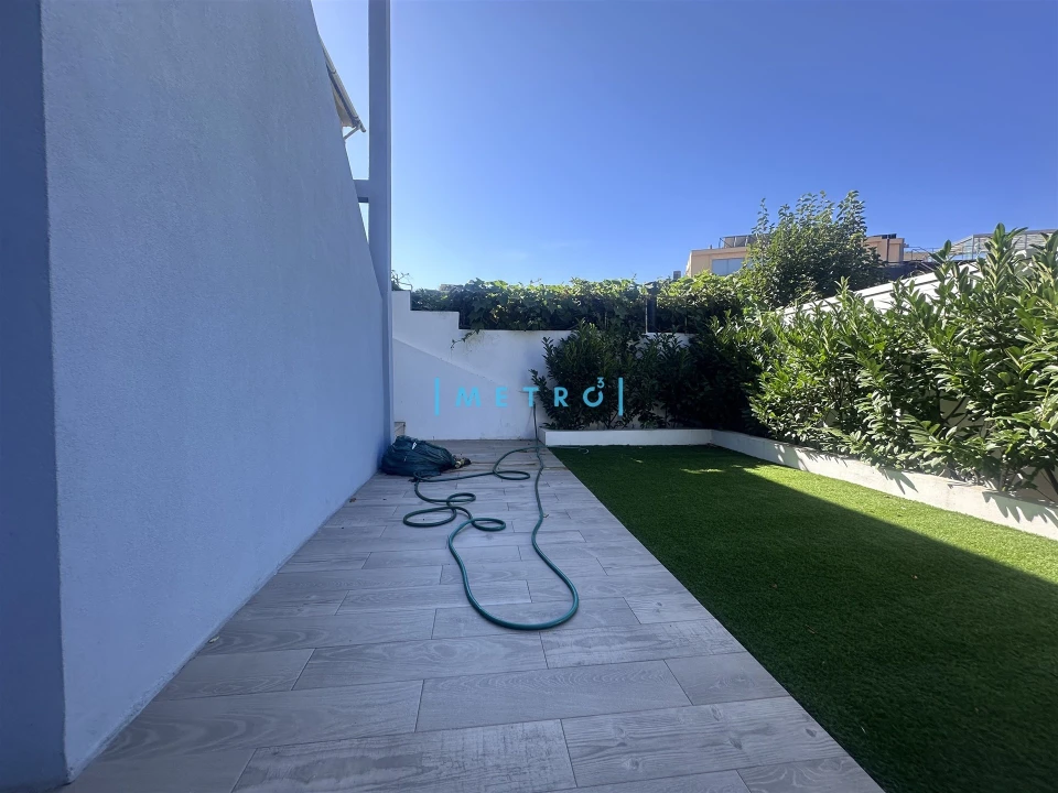 Moradia T2 para Arrendamento em Aldoar, Foz do Douro e Nevogilde Foto 16