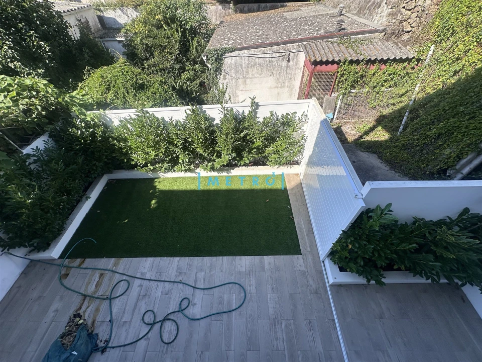 Moradia T2 para Arrendamento em Aldoar, Foz do Douro e Nevogilde Foto 12